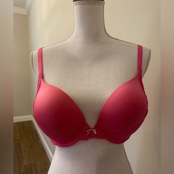 Victoria’s Secret Push Up - Picture 2 of 4